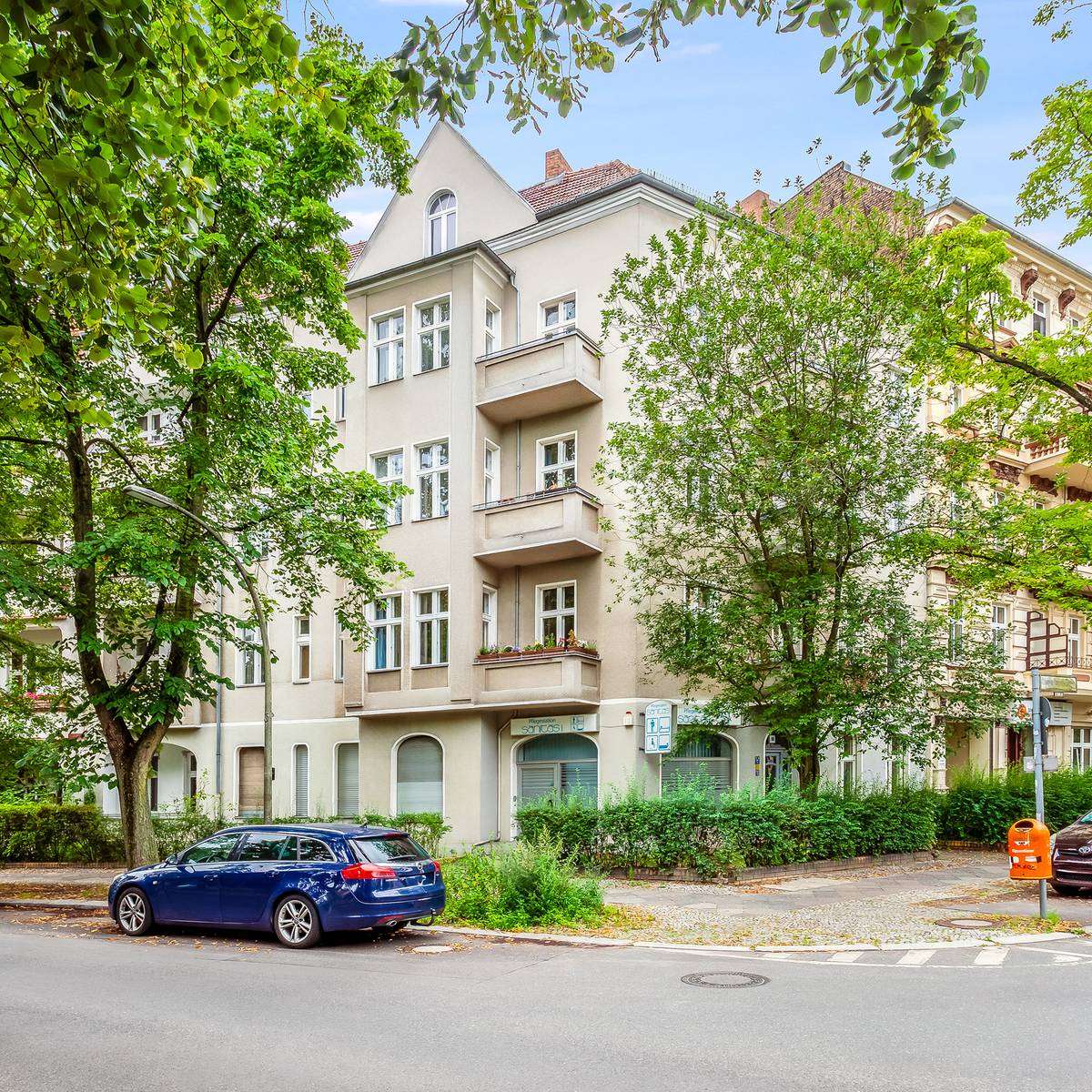 Straßenansicht
