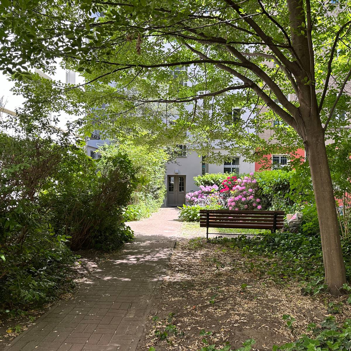 Hofgarten - Durchgang zur Bouchéstraße