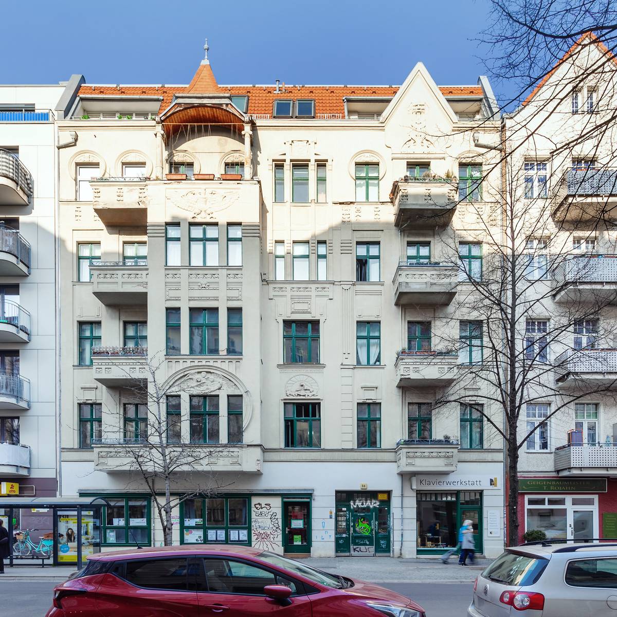 Straßenansicht