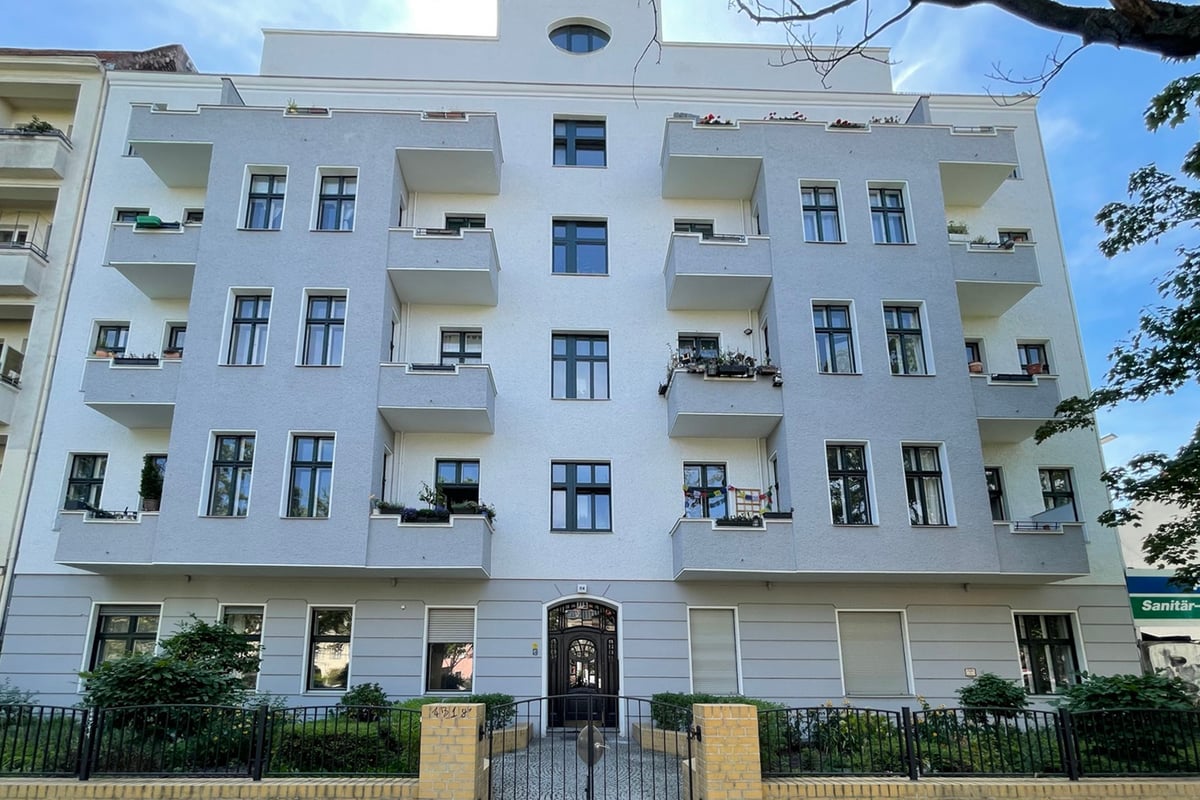 Berlin-Wedding: Osloer Straße. Schicker Aufteiler in Wachstumslage