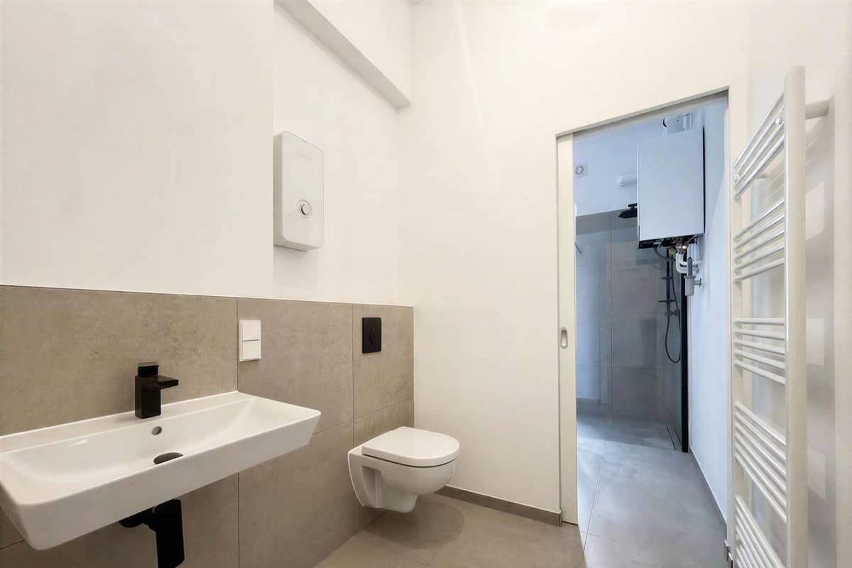Badezimmer 1