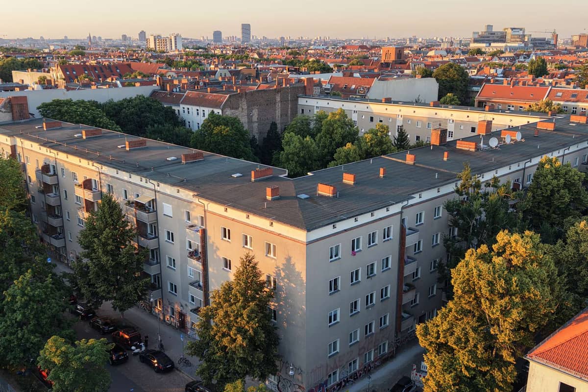 Gebäude