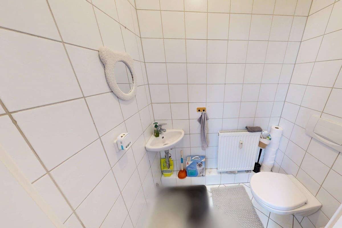 Gäste WC WE 16 rechts