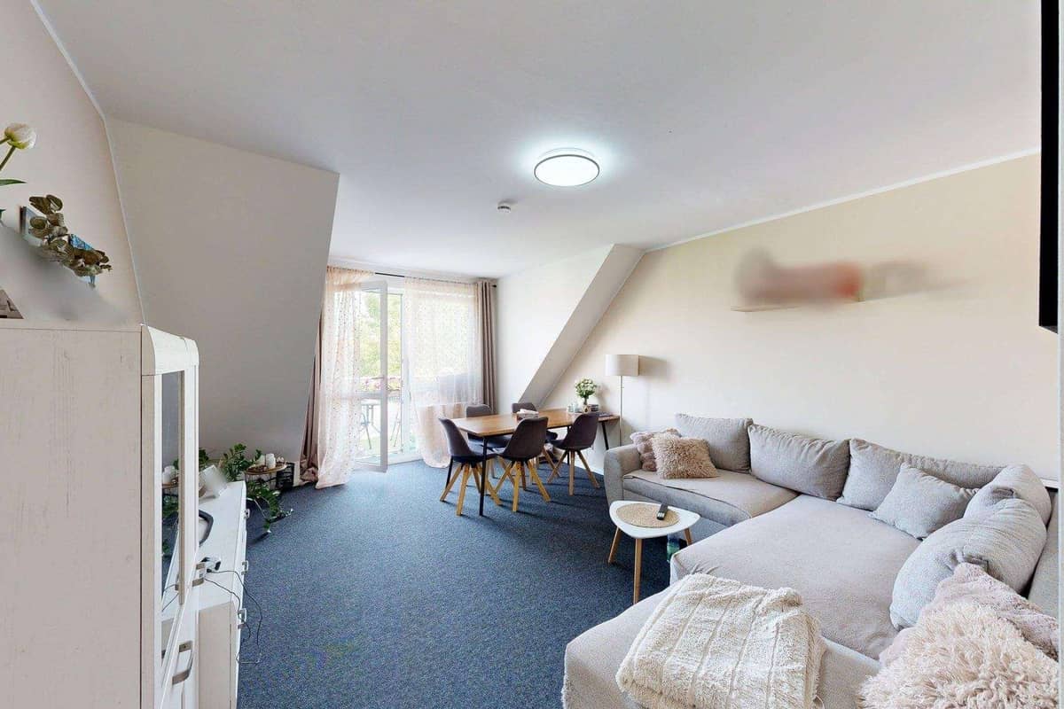 Wohnzimmer WE 16 rechts