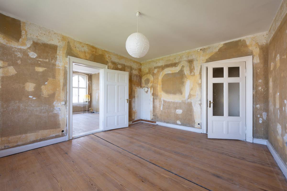 Durchgangszimmer 1