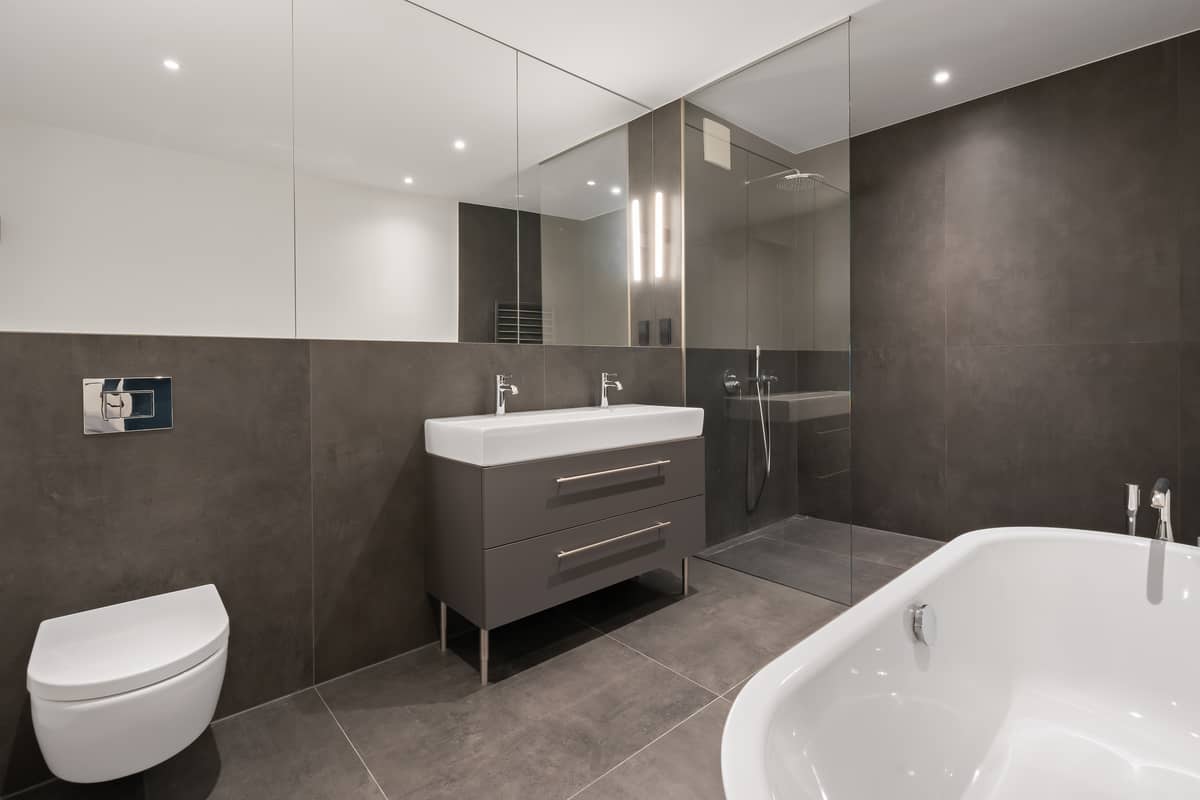 Modernes En Suite Bad
