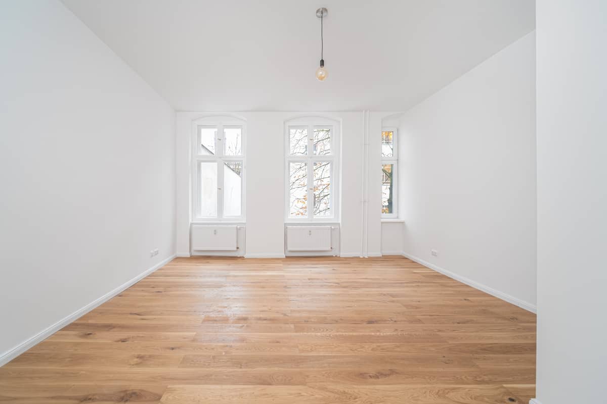 Ruhiges Zimmer zum Hof