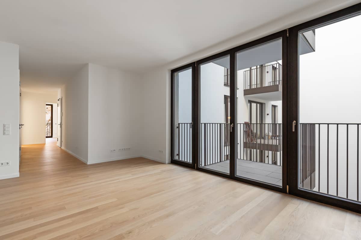 Mit Balkon