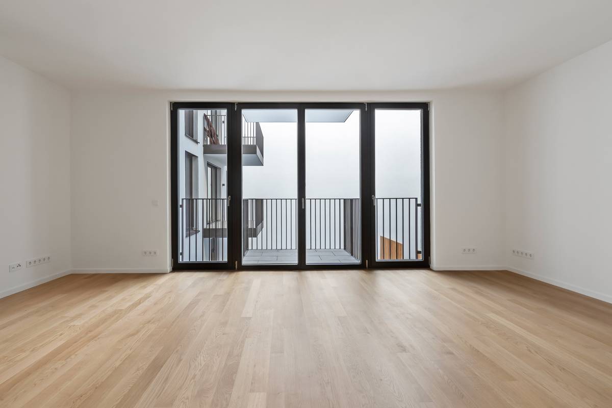 Mit Balkon