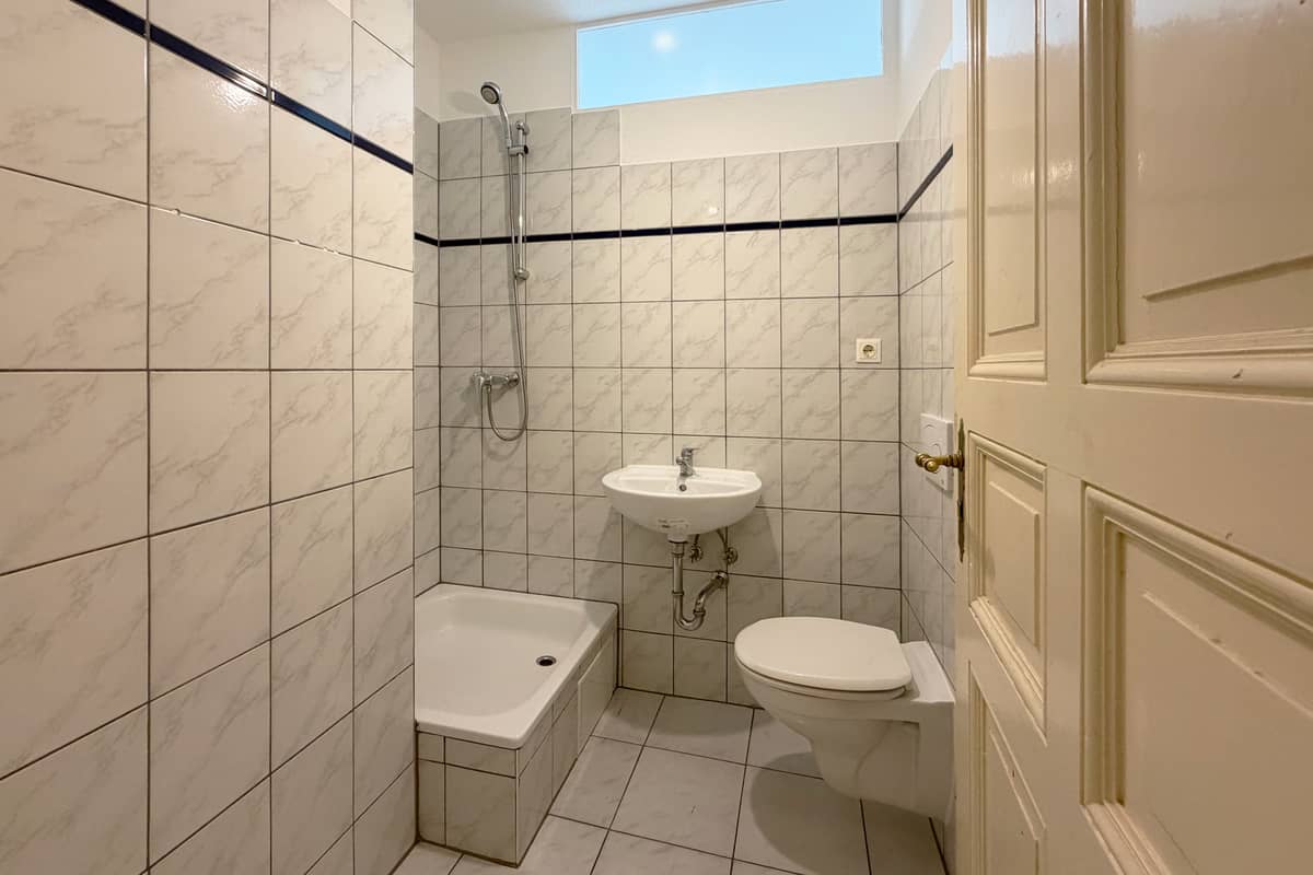 Eigentumswohnung_Berlin_Moabit_Wiclefstrasse9_WE24_Bad
