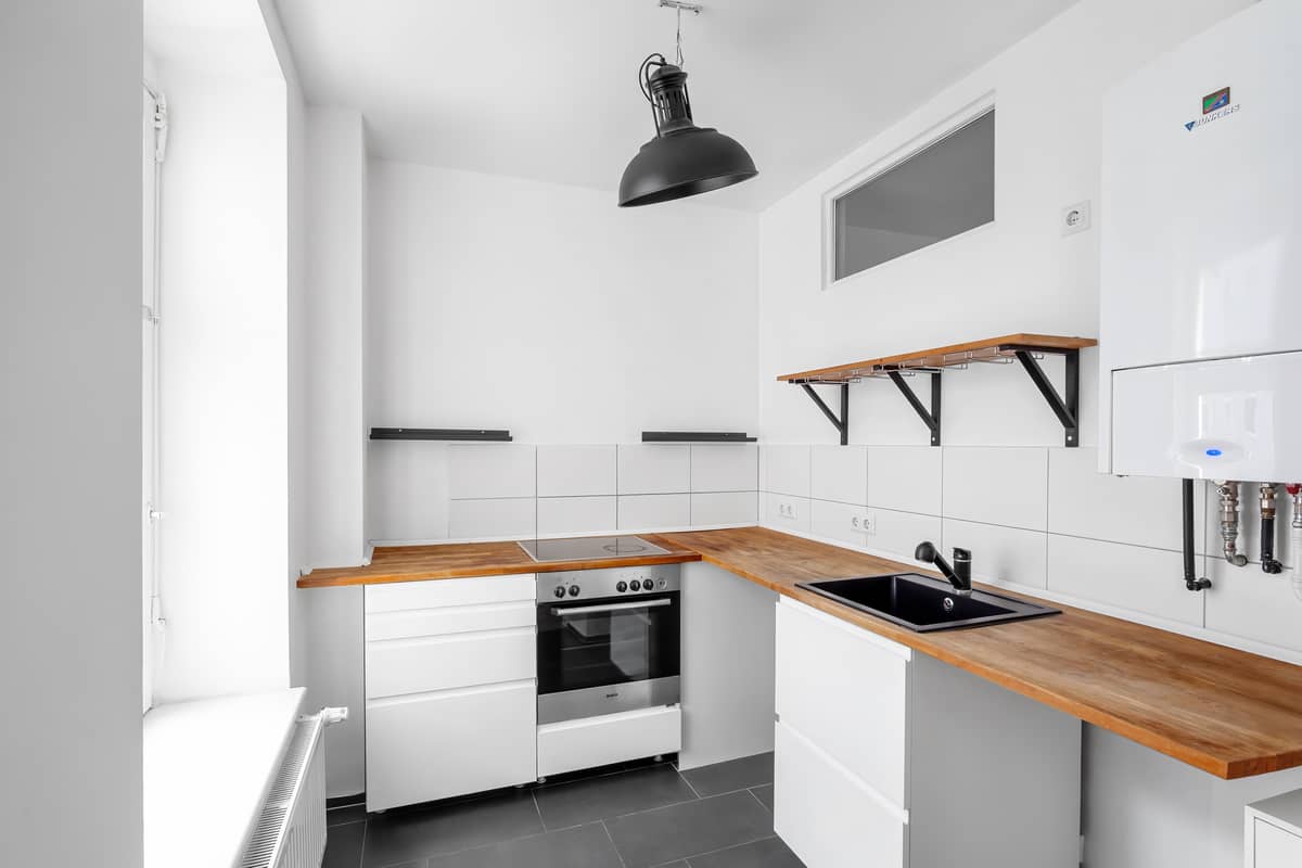 Move in today. Plan for tomorrow. Around 124 m² in Charlottenburg.