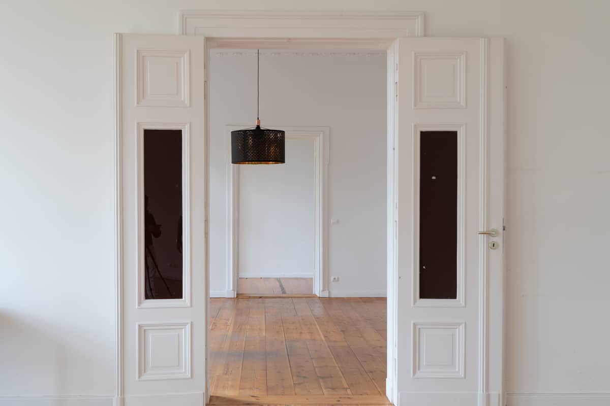 5 Zimmer im Vorderhausflügel