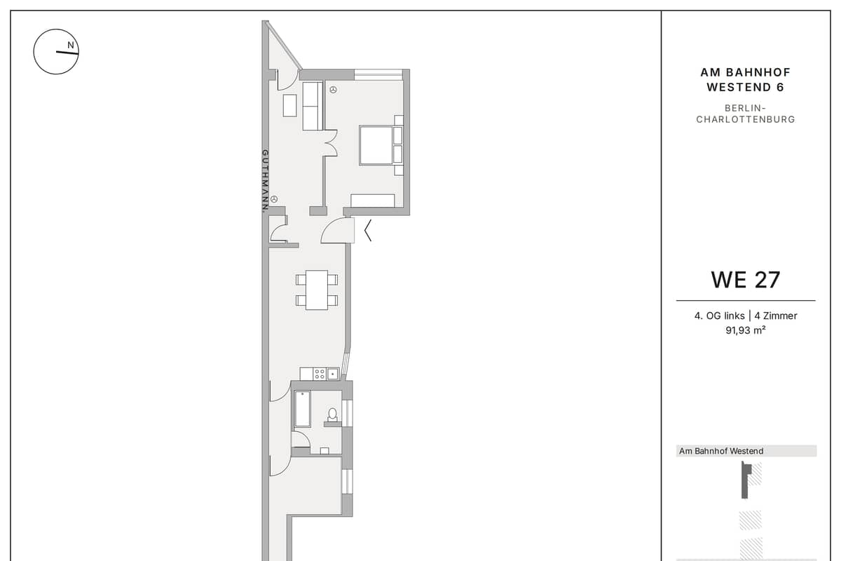Room to spread out. Three rooms with a balcony in Charlottenburg for €415,000.