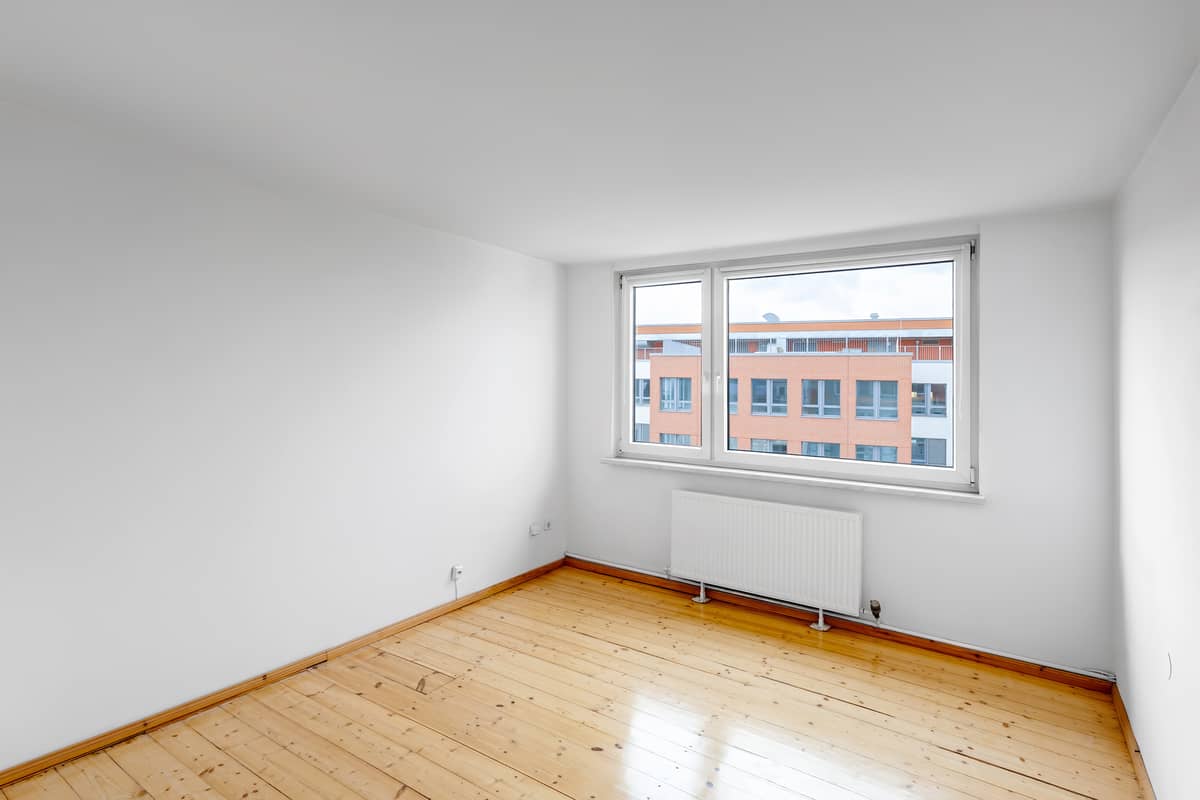 At home under the roof in Charlottenburg. Three rooms for €346,000.