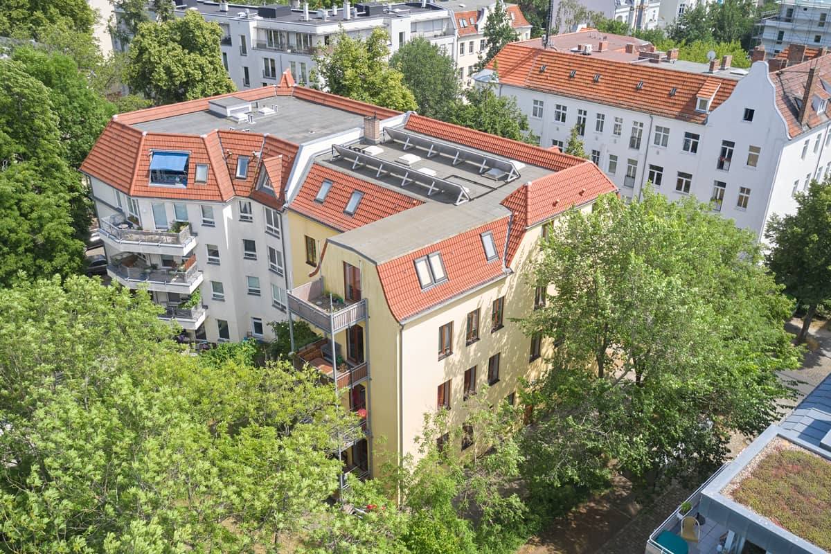 Zukunftssicheres Investment in modernisiertem Mehrfamilienhaus in Niederschönhausen