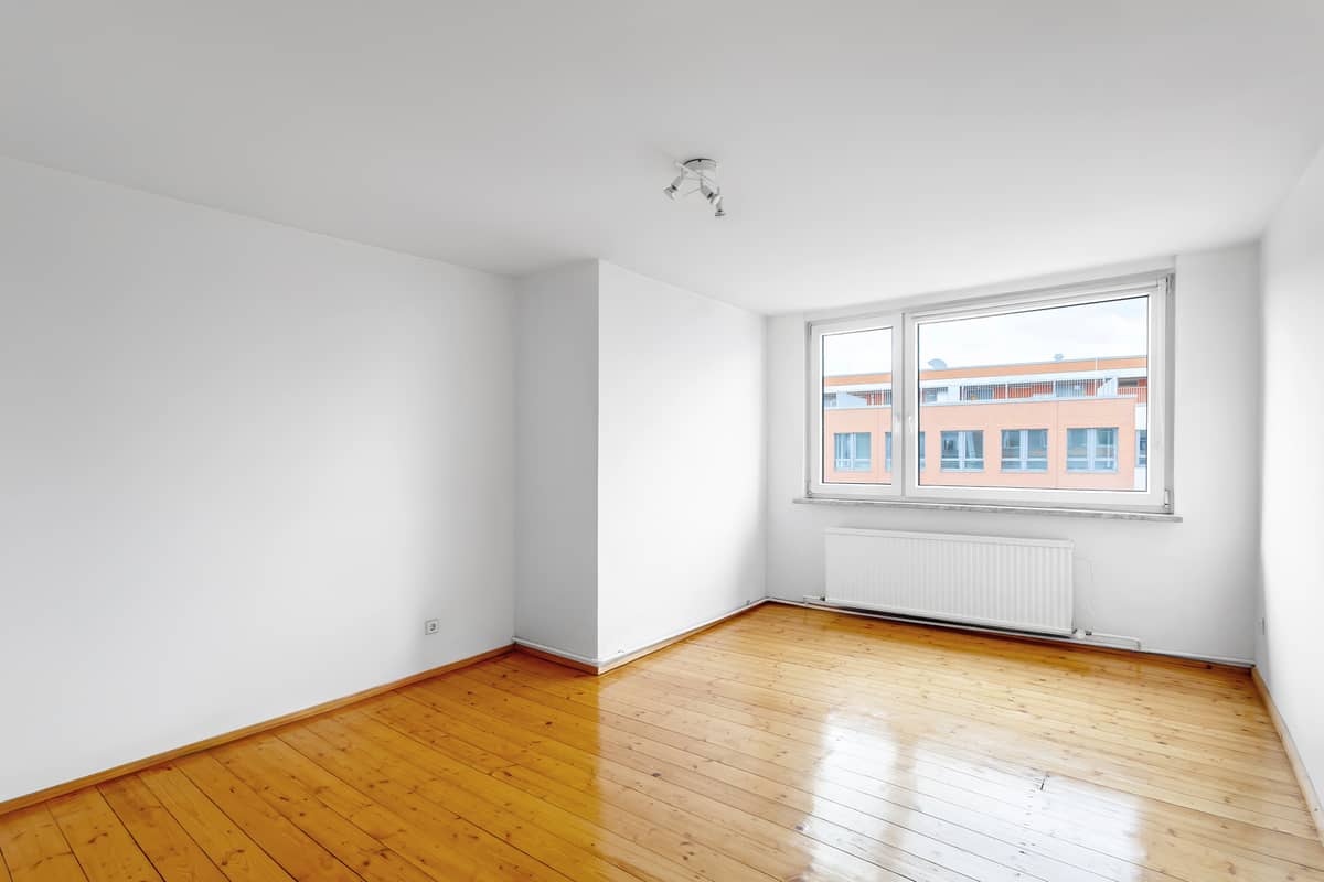 At home under the roof in Charlottenburg. Three rooms for €346,000.