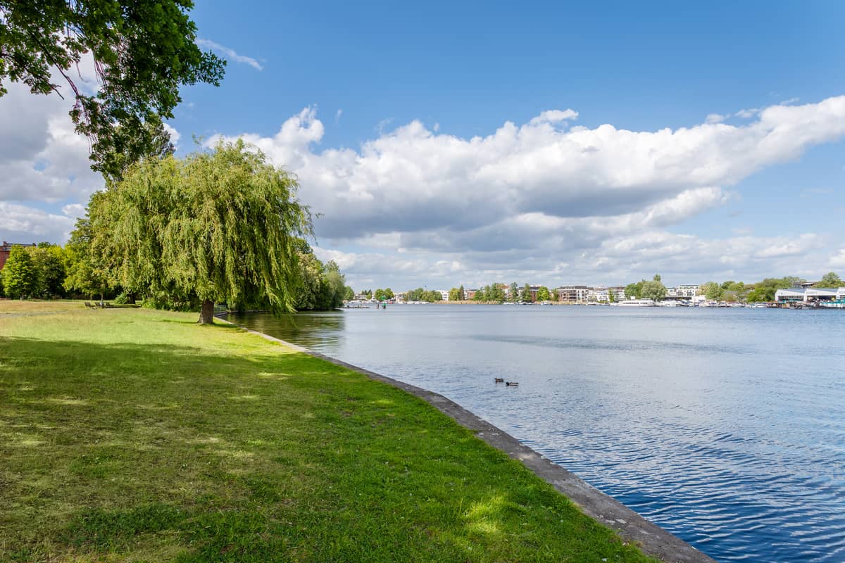 fußläufig zum Wasser