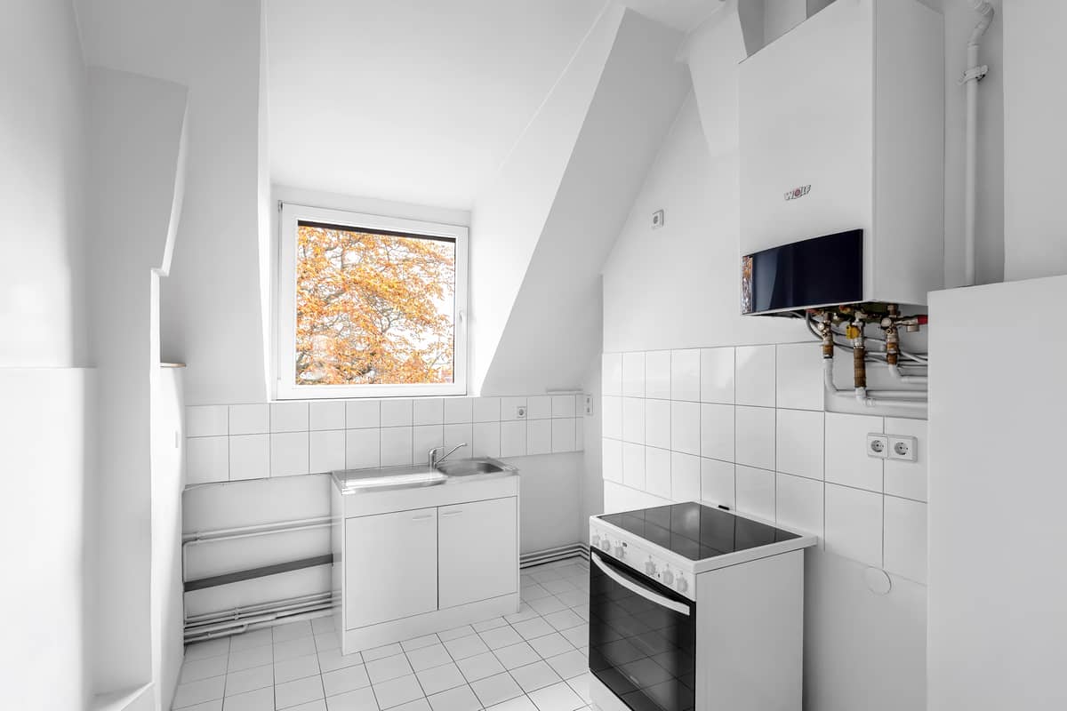 At home under the roof in Charlottenburg. Three rooms for €346,000.
