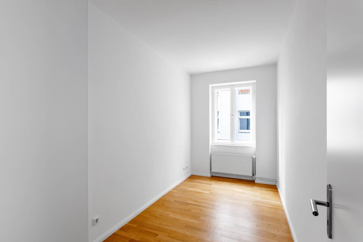 Charlottenburg: drei Zimmer, direkt einziehen. Für 299.000 €.