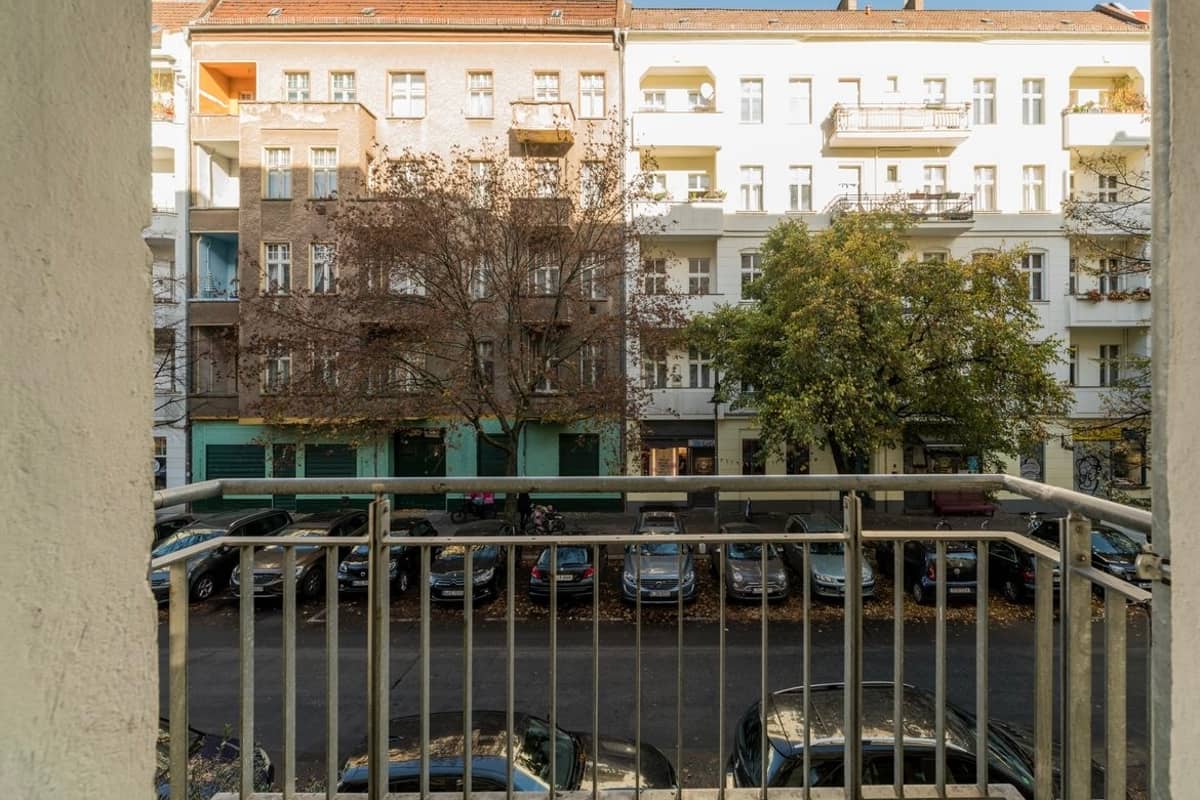 Blick zum Balkon