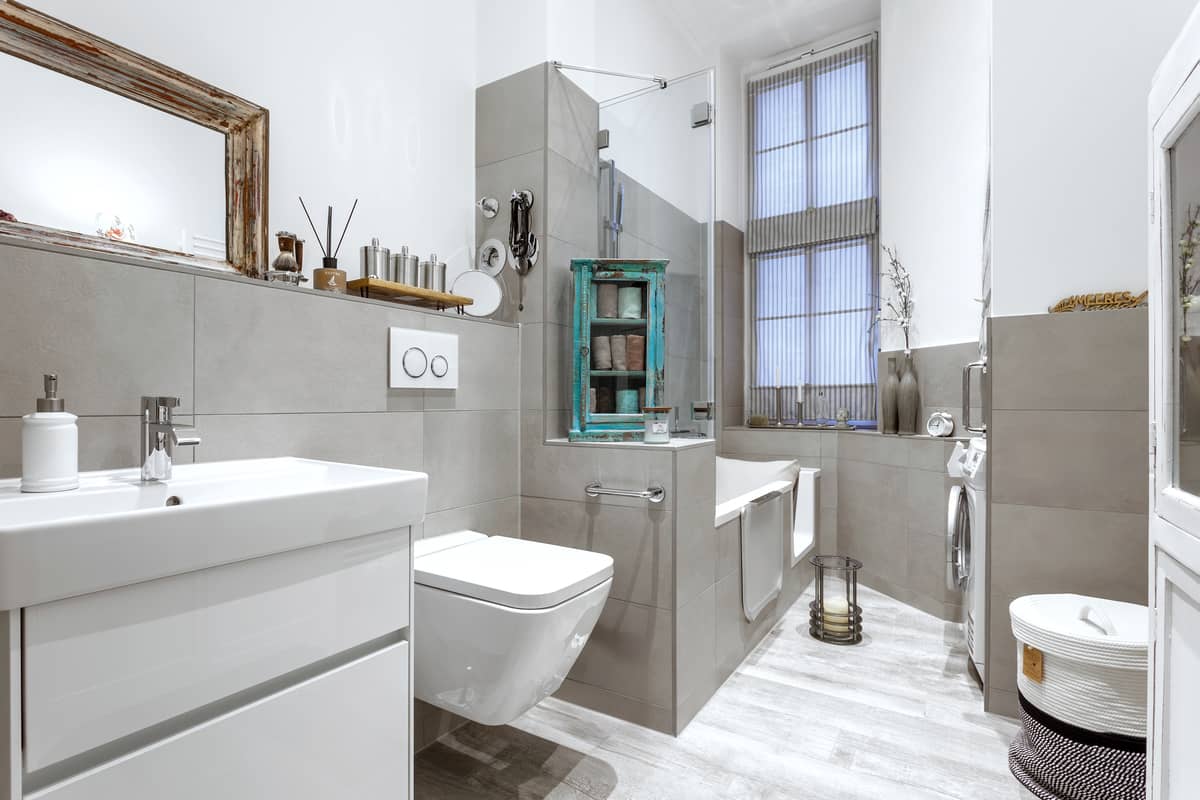 Badezimmer mit Badewanne