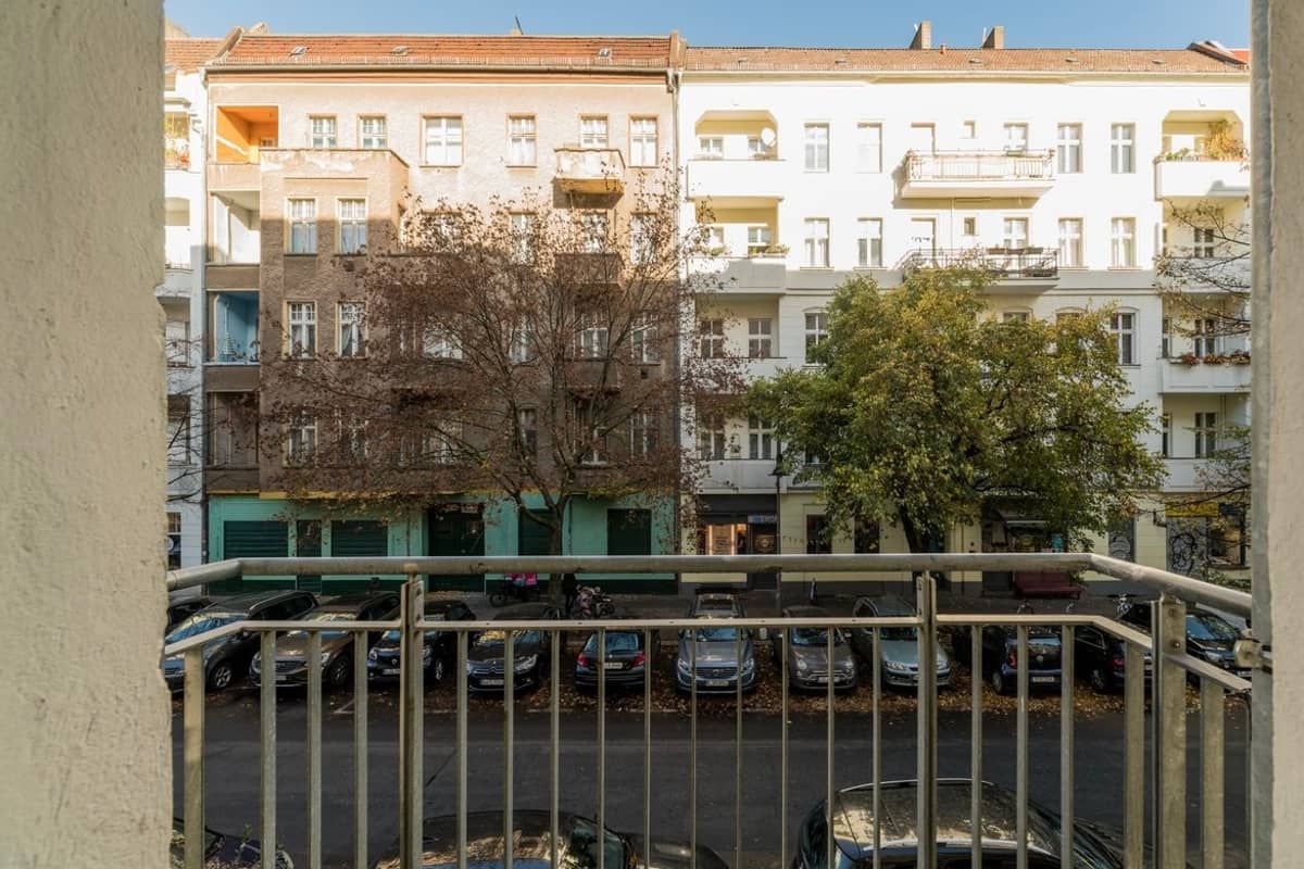 Blick zum Balkon