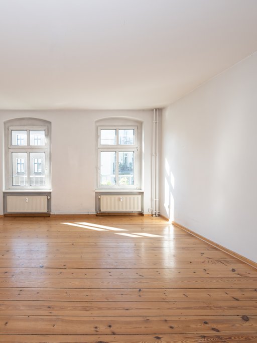 Altbaucharme zum Neugestalten – 5 Zimmer mit individuellem Potenzial am Zionskirchplatz