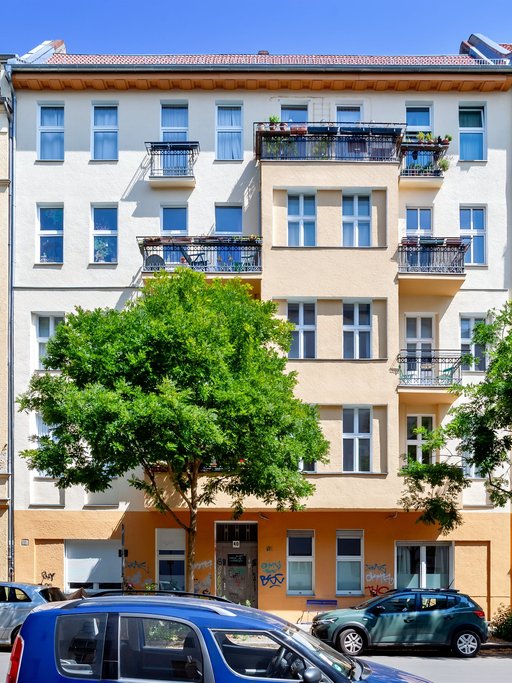 Ossastraße: freshly renovated. Well laid out. Neukölln.