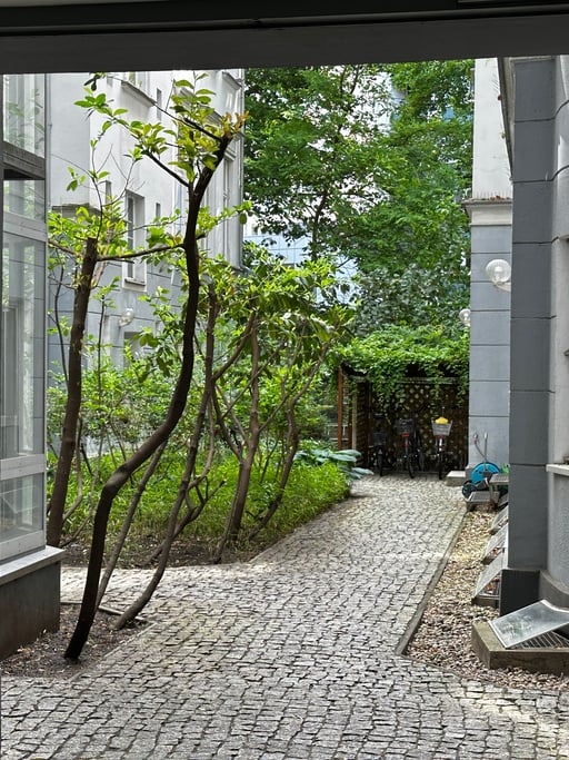 Compact Tenant-Occupied Period Apartment Near KaDeWe
