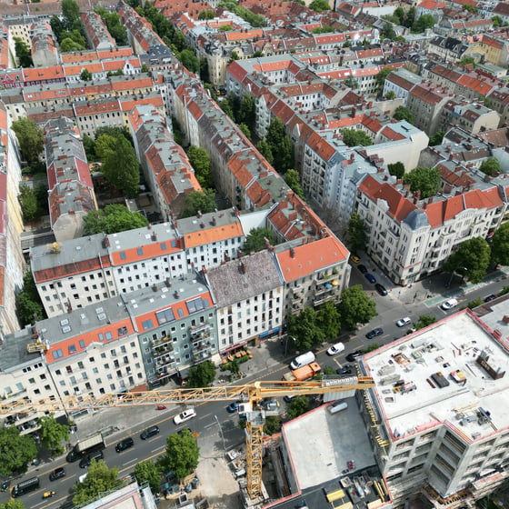 Solid investment property in Neukölln. Very well maintained apartment building