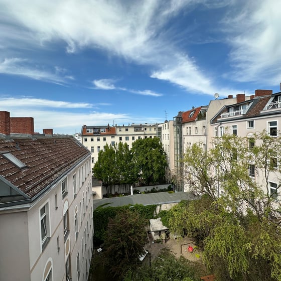 Residential and commercial building in a sought-after location in Berlin-Charlottenburg