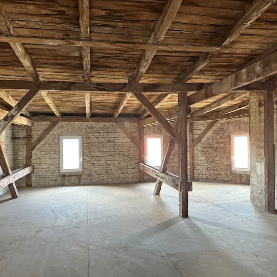 Spacious roof blanc in Tempelhof close to Wenckebach-Hospital