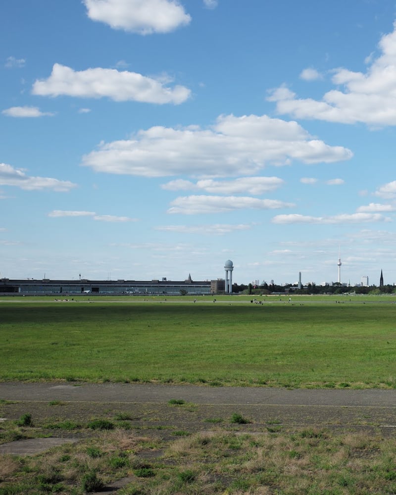 Tempelhof: Der Flughafen ist weg, das Feld geblieben
