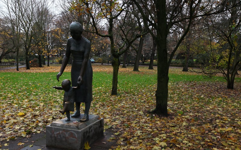 Lichtenberg: Berlin's East Between the Tierpark and Rummelsburg Bay