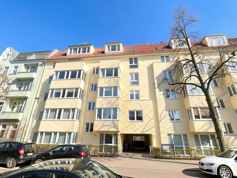 Top-Lage, starke Nachfrage: 2-Zimmer-Wohnung mit Loggia & Aufzug