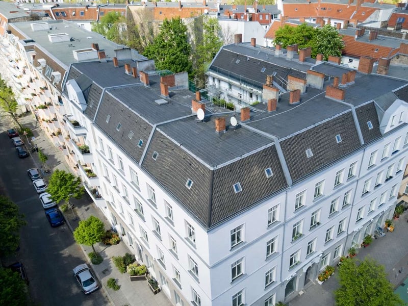 Dachgeschoss mit einzigartigem Potenzial – Rohbau abgeschlossen, individuelle Umgestaltung möglich