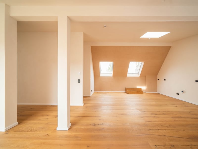 Moderne Dachgeschosswohnung in Rixdorf mit Photovoltaikanlage und Panoramaterrasse