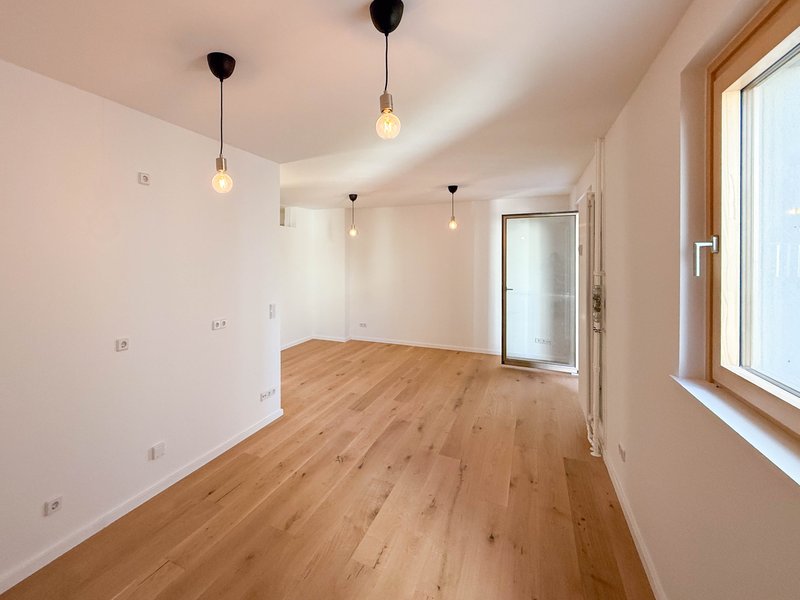 Your place in the capital – modern living near Olivaer Platz