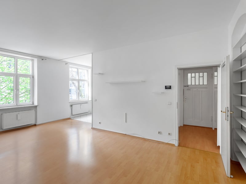 Vaccant two- room appartment in Friedrichshain