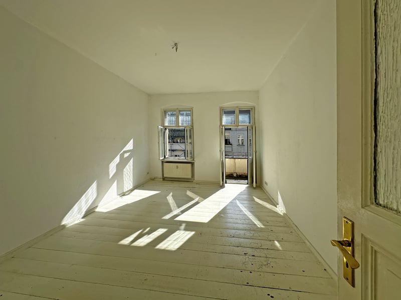Bright two-bedroom flat with a balcony in the popular Kunger neighbourhood