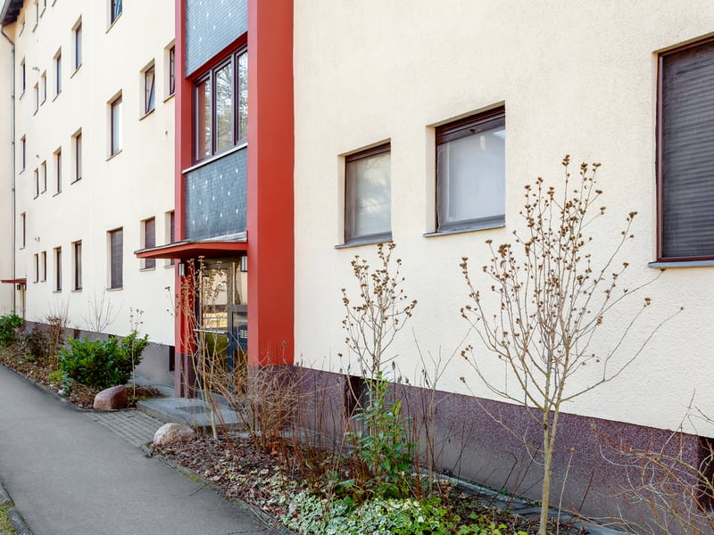 Bright, vacant 2-room apartment with west-facing balcony in green Reinickendorf