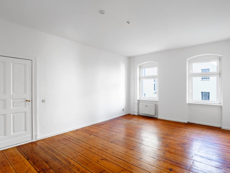 Berlin-Prenzlauer Berg: 2-room apartment with old-building charm in the Frankonia Höfe