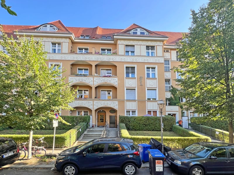 Rheingau Quarter: Bright rented 3-bedroom apartment with balcony