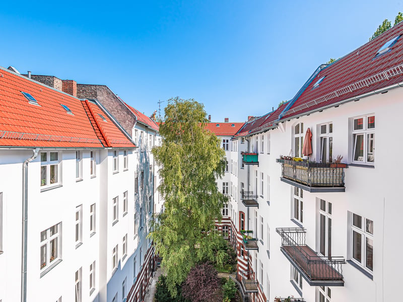Near the Palace and River View: Rented Apartment as a Solid Investment
