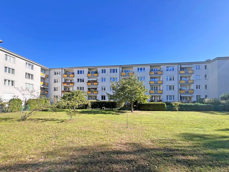 Solid investment: 3-room apartment in a well-maintained residential complex