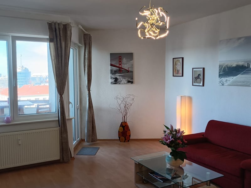 Vacant, bright 1-room-apartment near Kurfürstendamm and ICC Berlin