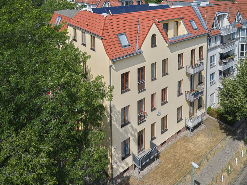 Attractive investment in Berlin-Pankow: modernized apartments in a prime location