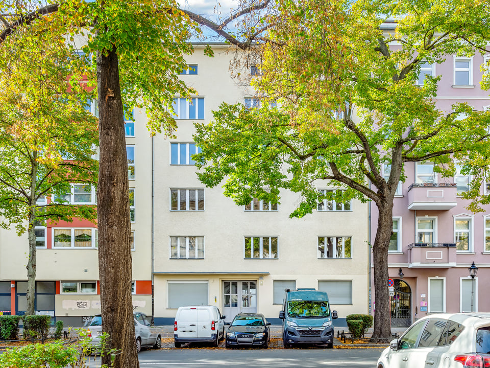  High-quality apartments at affordable prices! Great location in Berlin's Charlottenburg district.
